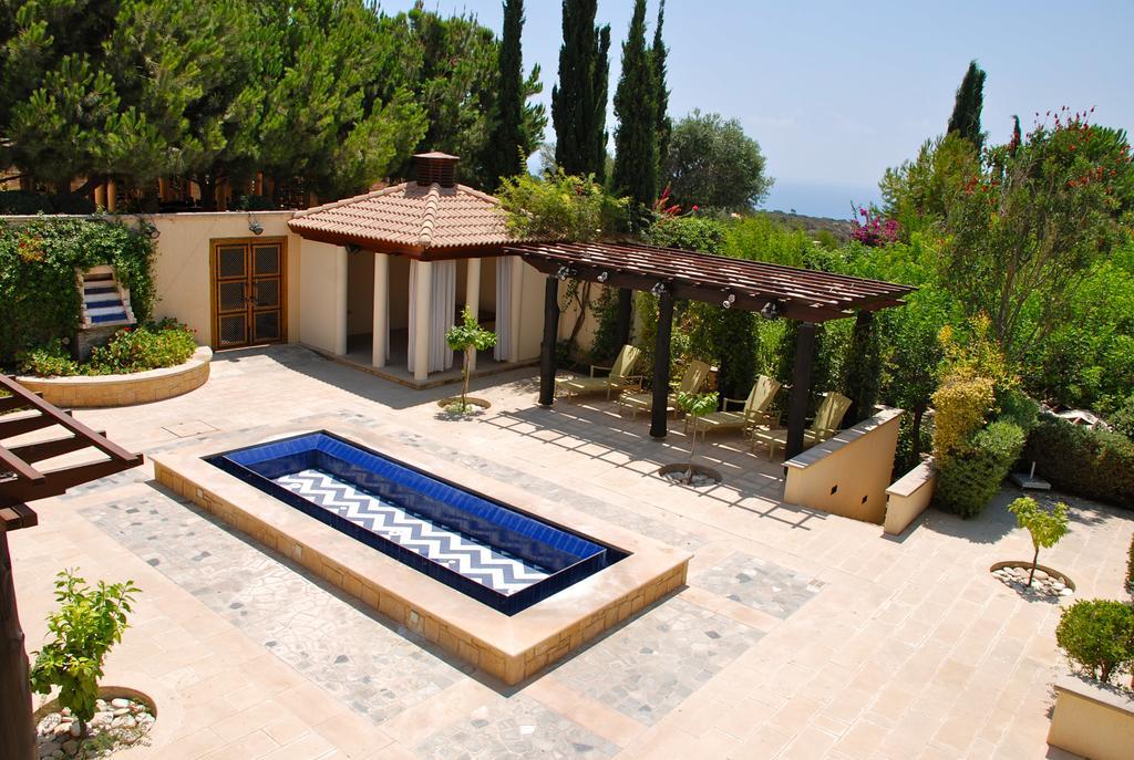 3 Bedroom Villa Madelini With Private Pool, Aphrodite Hills Resort Kouklia Exterior photo